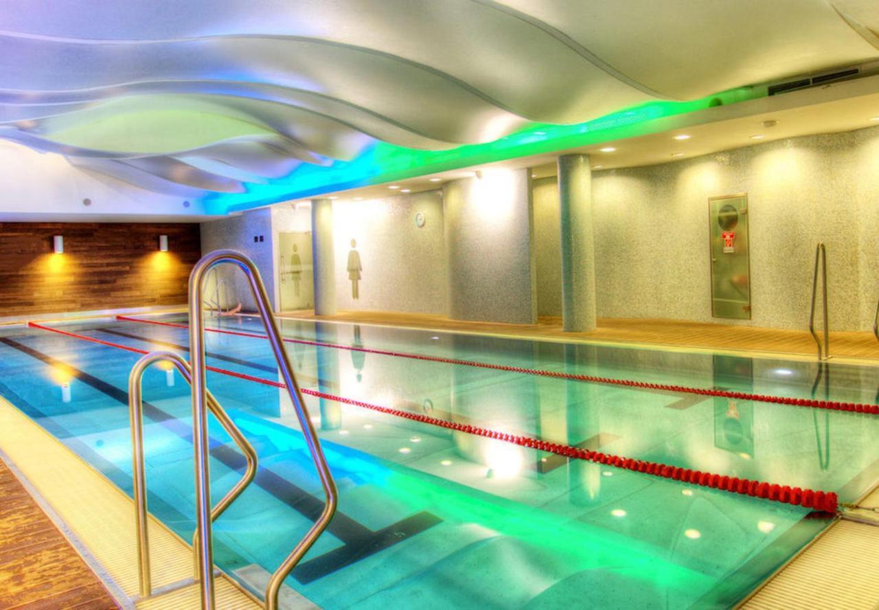 City Center Apartment With Gym & Spa Budapest Eksteriør billede